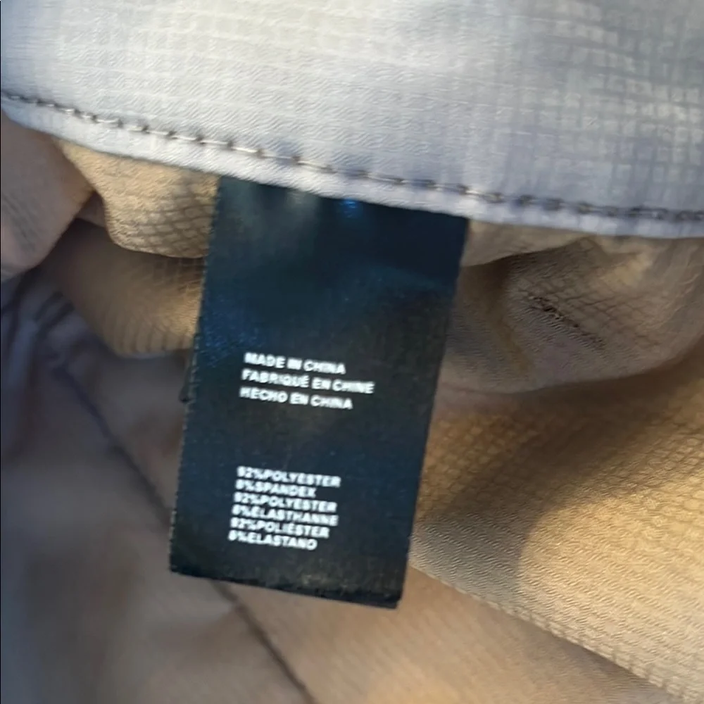 Kenneth Cole action wear shorts /Men's‎ Tan Shorts